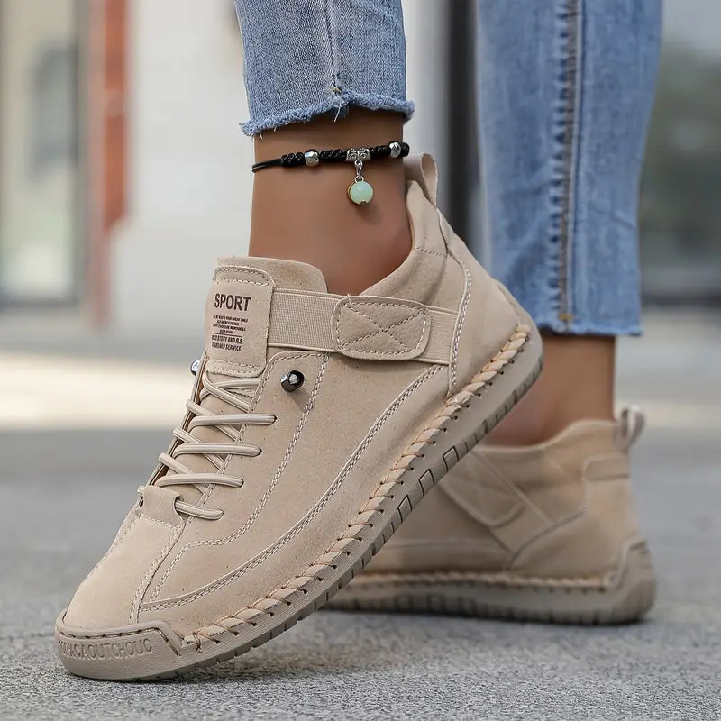 Mia – Comfortable Sneakers