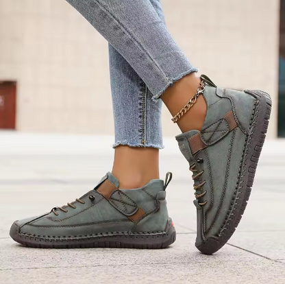 Mia – Comfortable Sneakers